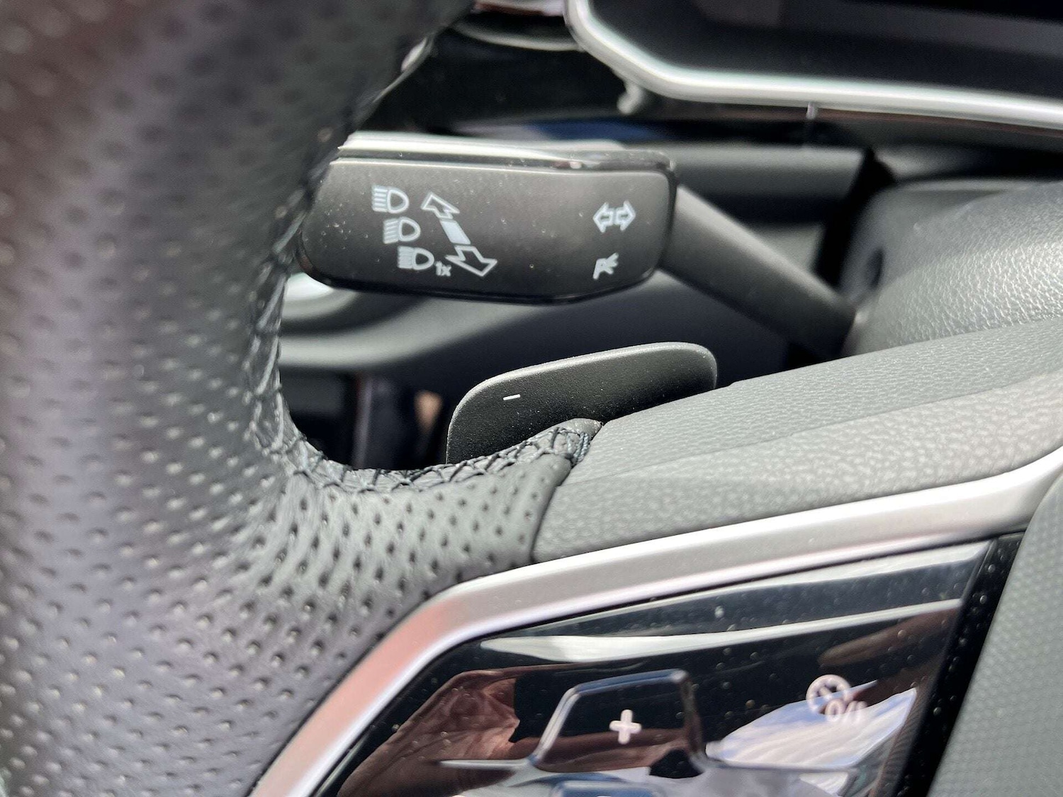 Used Volkswagen T-Roc 2022 for sale - 76905340: Photo 55