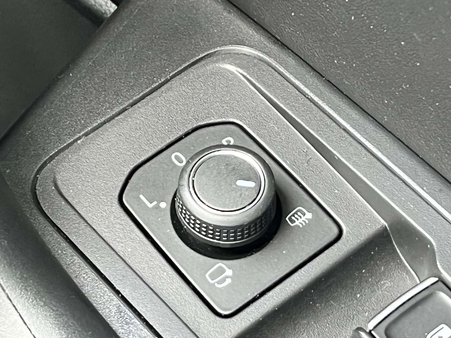 Used Volkswagen T-Roc 2022 for sale - 76905340: Photo 60