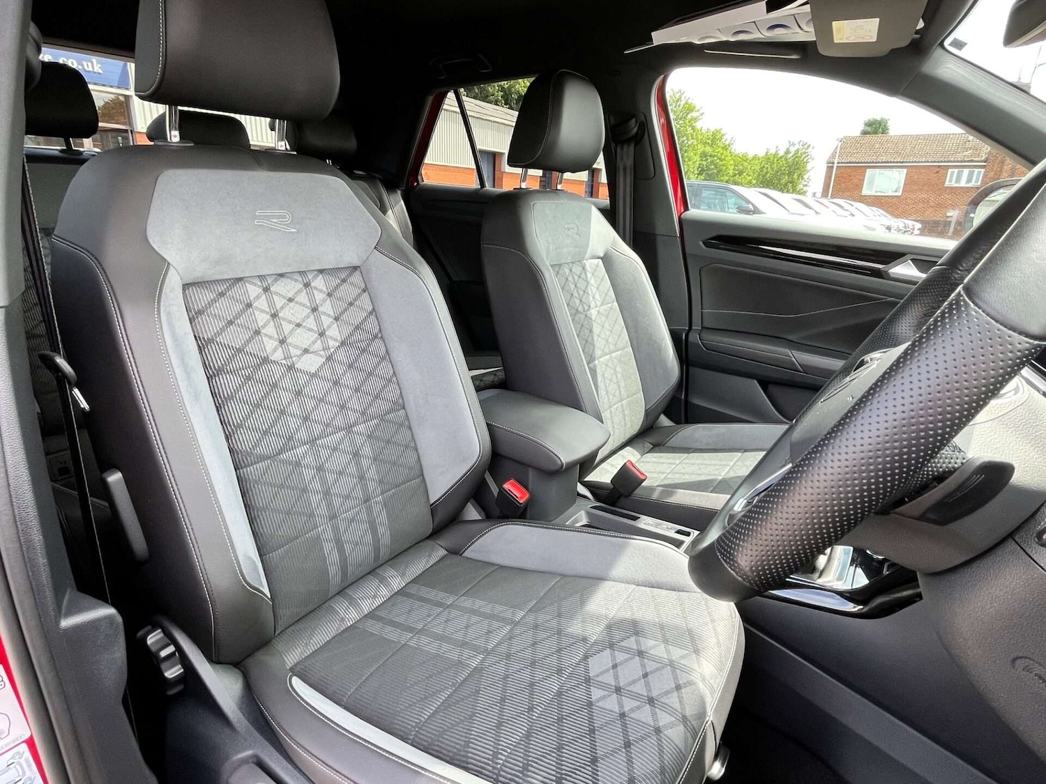 Used Volkswagen T-Roc 2022 for sale - 76905340: Photo 62