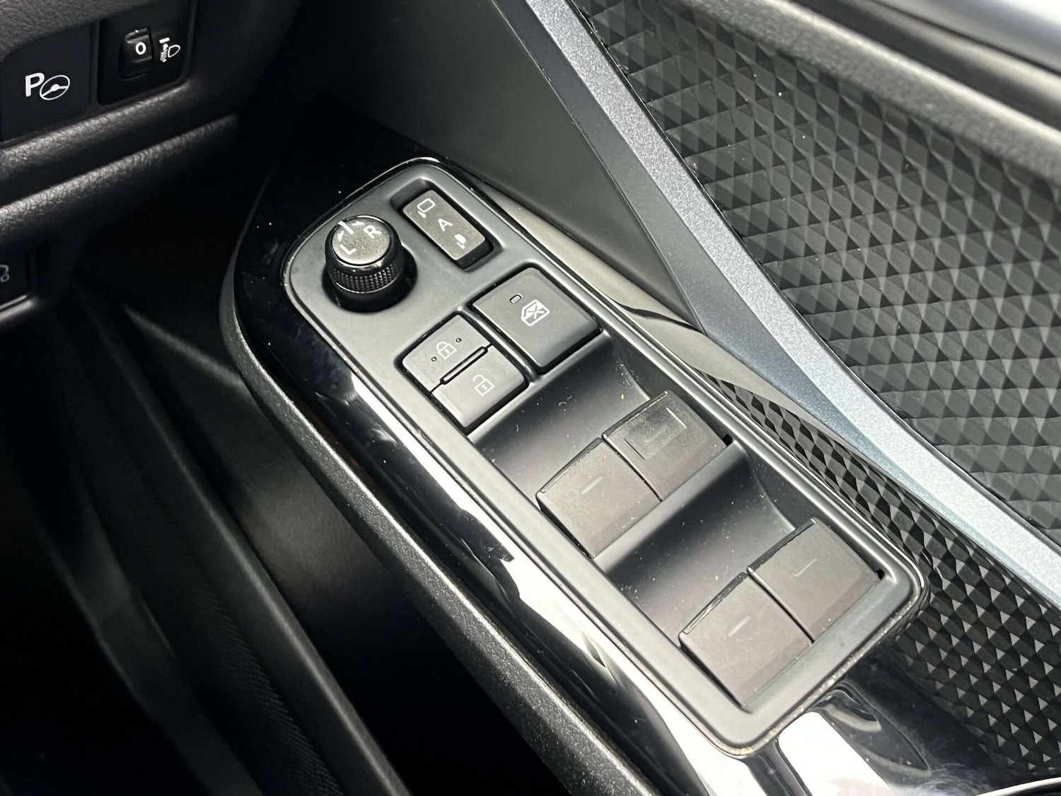 Used Toyota C-HR 2021 for sale - 76905258: Photo 58