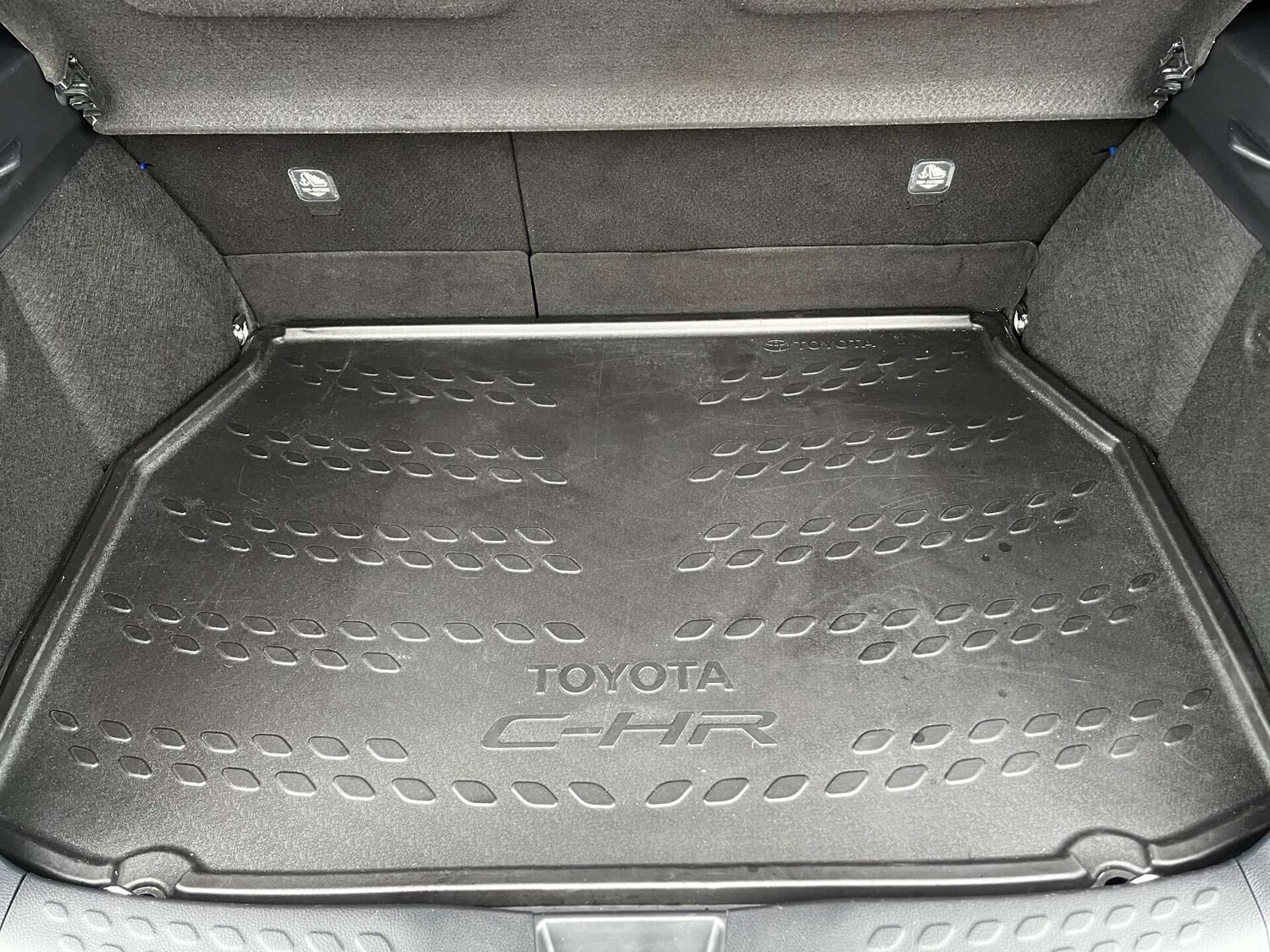 Used Toyota C-HR 2021 for sale - 76905258: Photo 65