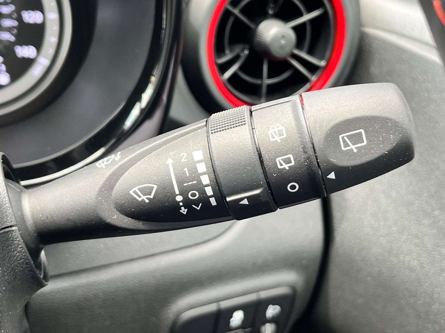 Used Hyundai i10 2022 for sale - 76905334: Photo 51