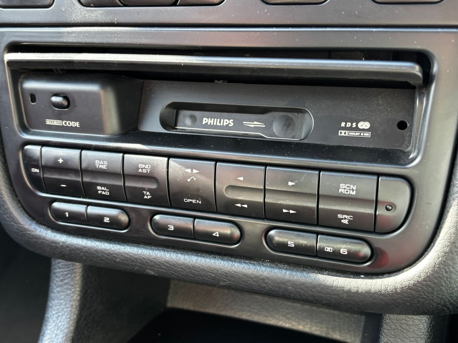 Used Peugeot 406 1998 for sale - 77636965: Photo 28