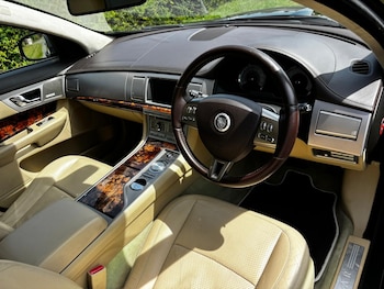 Used Jaguar XF 2009 for sale - 78687864: Photo