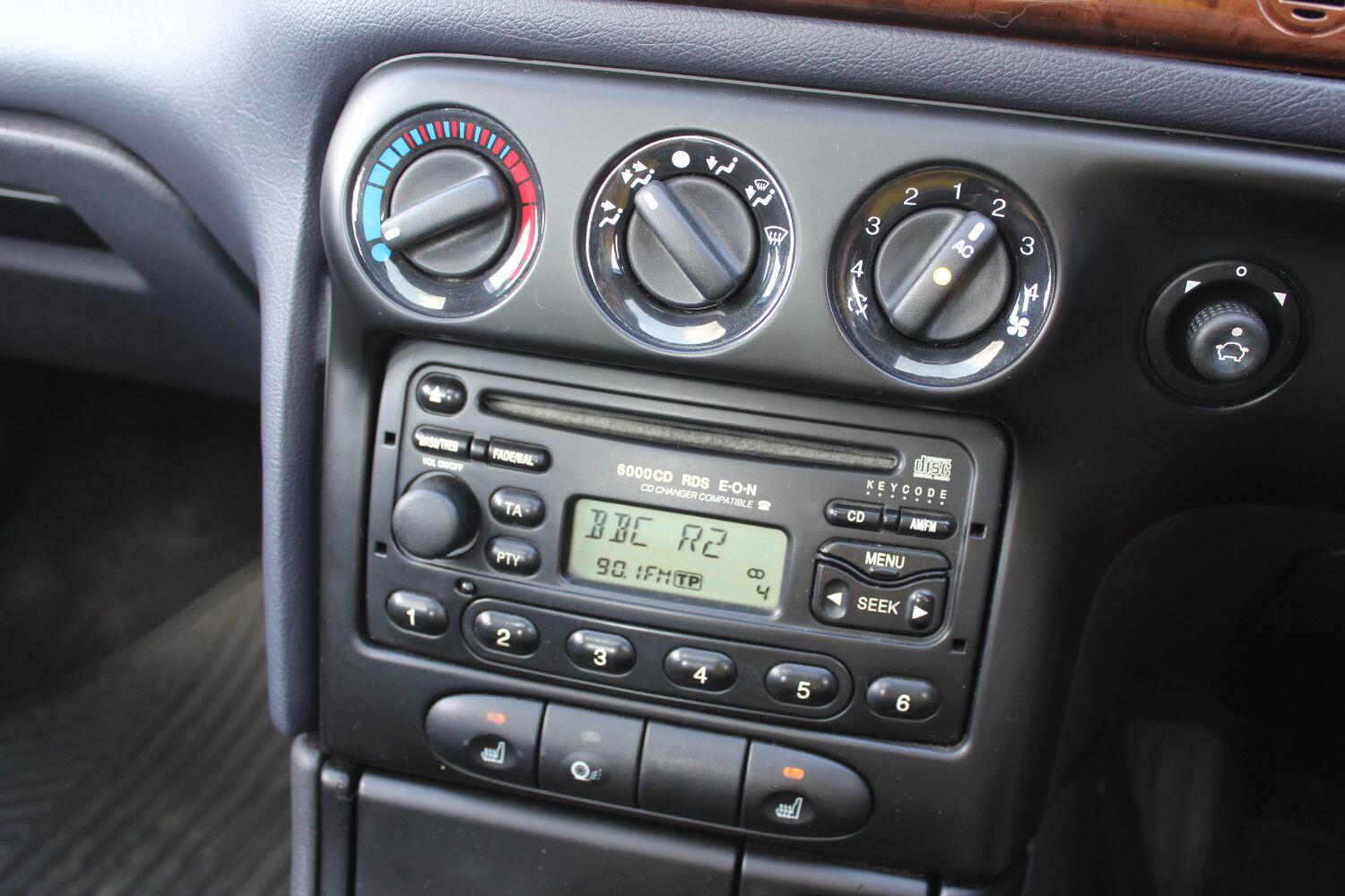 Used Ford Mondeo 1996 for sale - 76769366: Photo 21