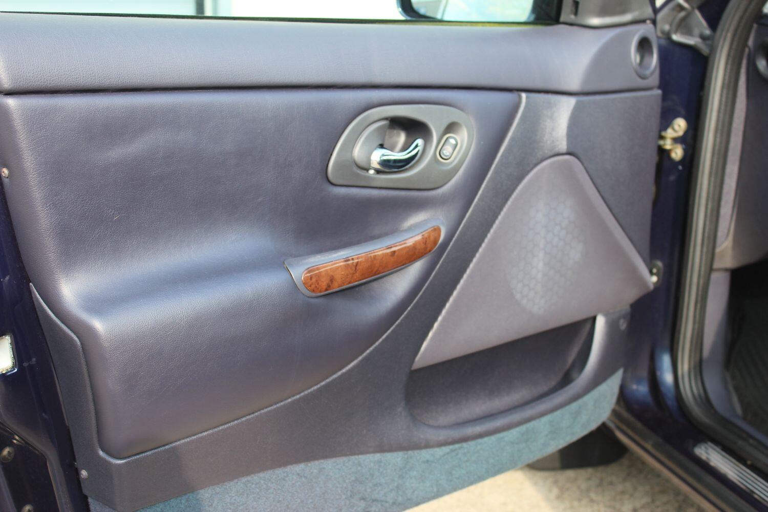 Used Ford Mondeo 1996 for sale - 76769366: Photo 24