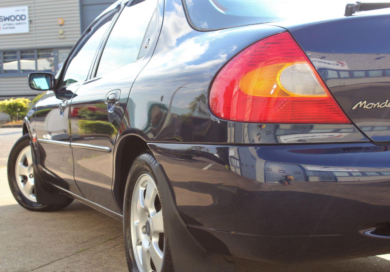 Used Ford Mondeo 1996 for sale - 76769366: Photo 35