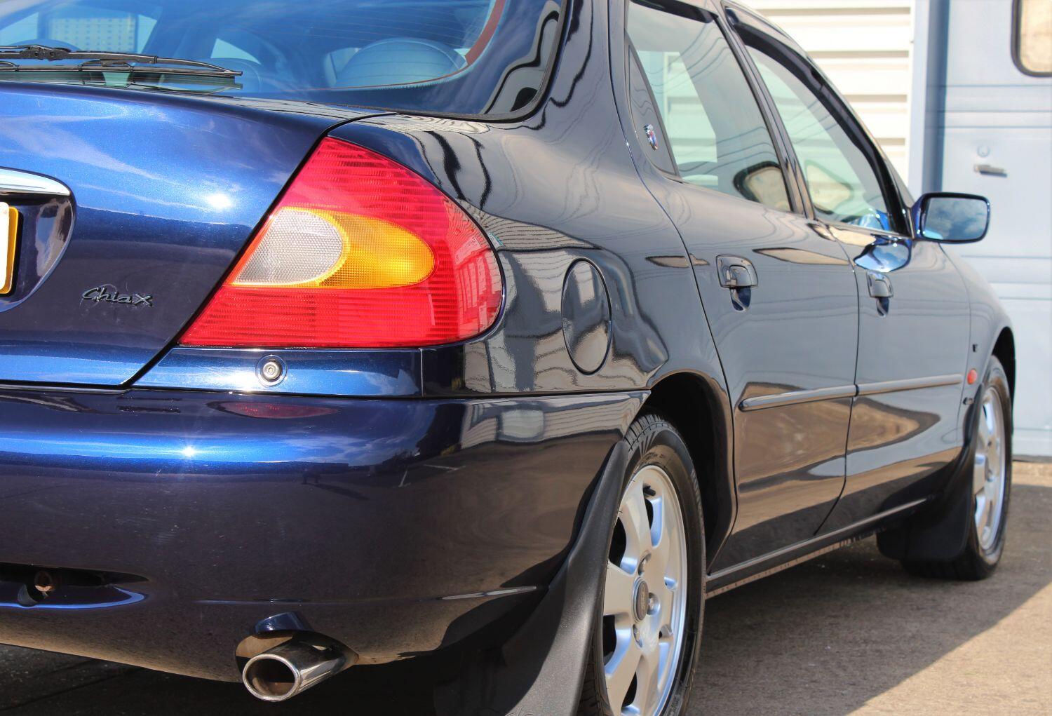 Used Ford Mondeo 1996 for sale - 77464871: Photo 32