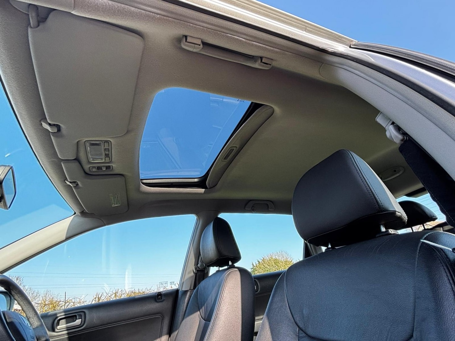 Used Honda Civic 2003 for sale - 76418374: Photo 33