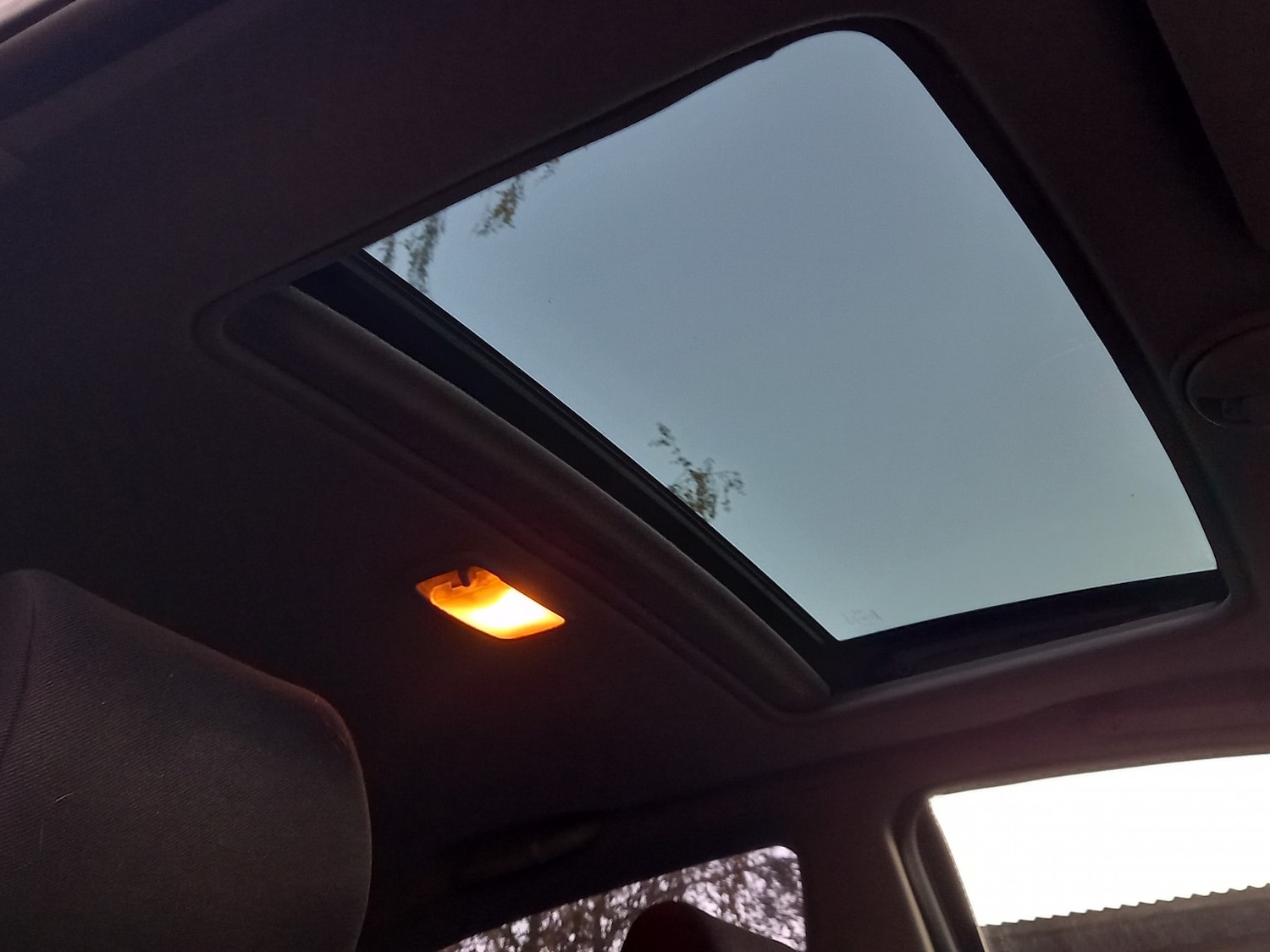 Used Toyota Yaris 2005 for sale - 76656186: Photo 12