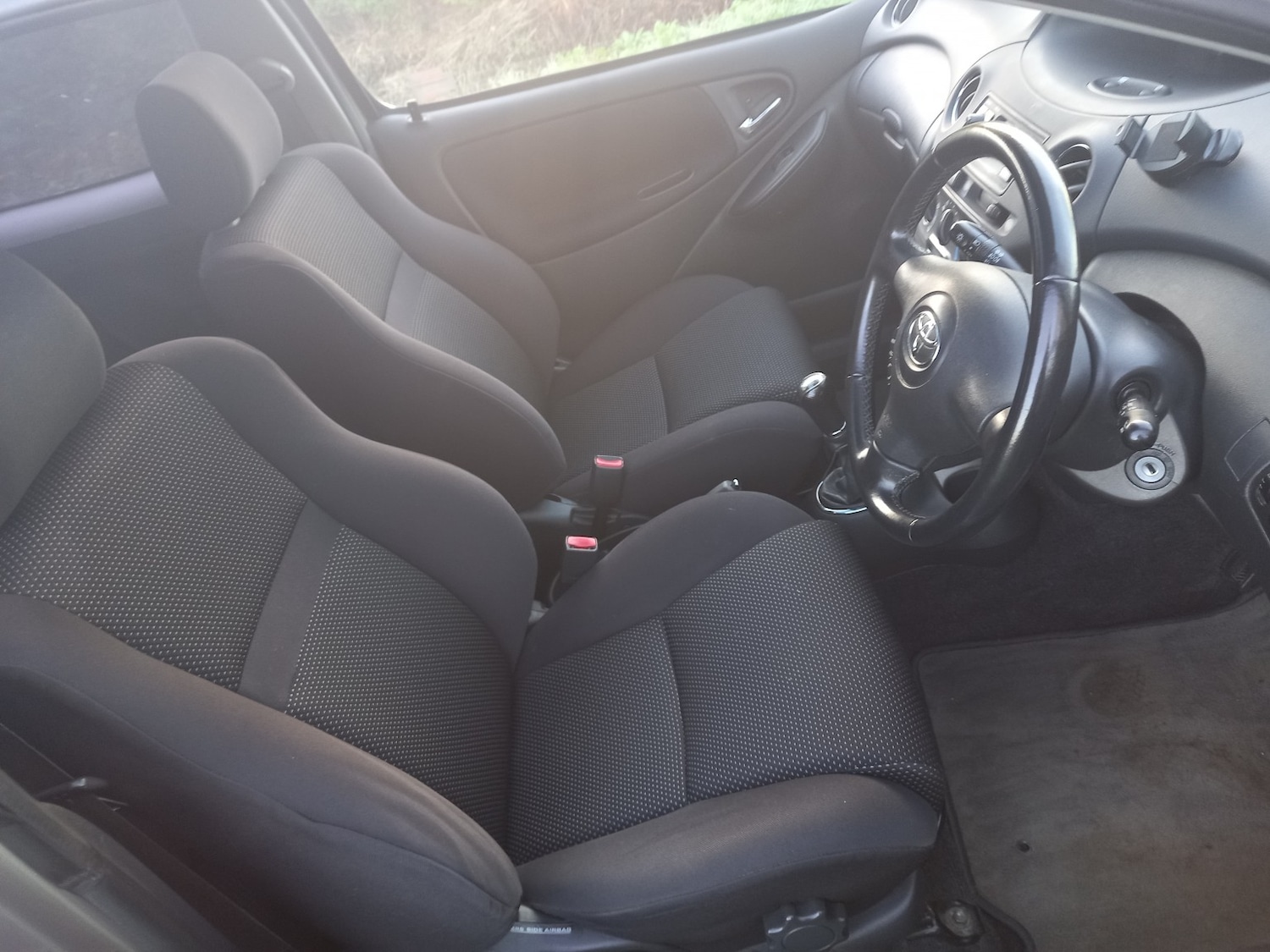 Used Toyota Yaris 2005 for sale - 76656186: Photo 15