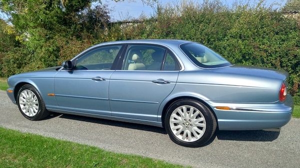 Used Jaguar XJ 2003 for sale - 76293192: Photo 10