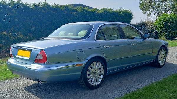 Used Jaguar XJ 2003 for sale - 76293192: Photo 15