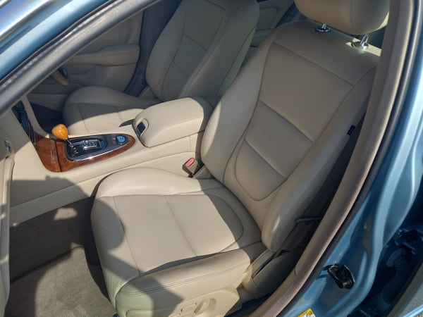 Used Jaguar XJ 2003 for sale - 76293192: Photo 19