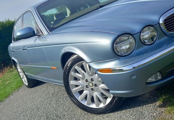 Used Jaguar XJ 2003 for sale - 76293192: Photo 29