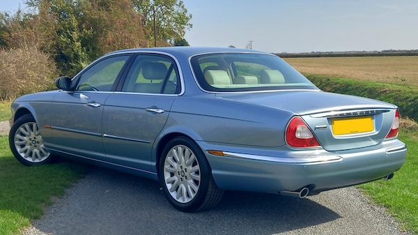 Used Jaguar XJ 2003 for sale - 76293192: Photo 39