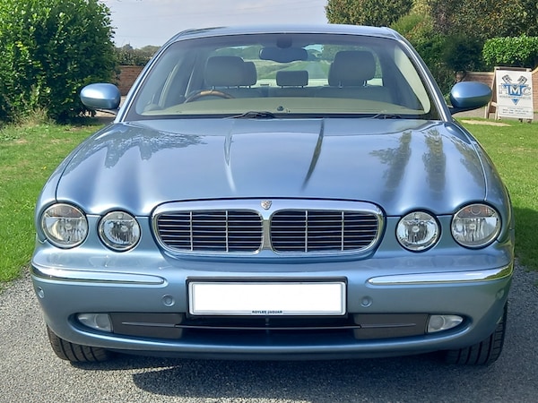 Used Jaguar XJ 2003 for sale - 76293192: Photo 6