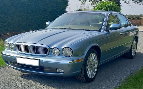 Used Jaguar XJ 2003 for sale - 76293192: Photo 7