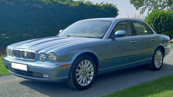 Used Jaguar XJ 2003 for sale - 76293192: Photo 8