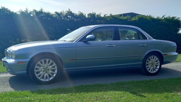 Used Jaguar XJ 2003 for sale - 76293192: Photo 9