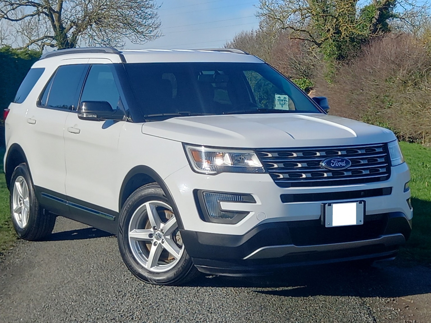 Used Ford Explorer 2017 for sale - 77636987: Photo 2