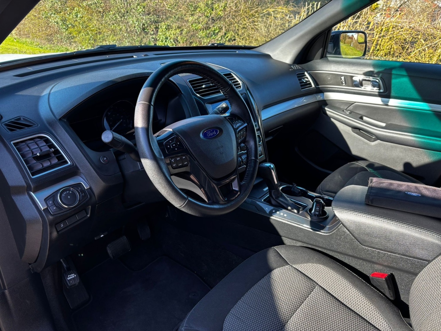 Used Ford Explorer 2017 for sale - 77636987: Photo 22