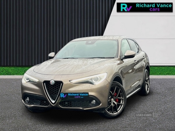 Used Alfa Romeo Stelvio 2018 for sale - 76458336: Photo 2