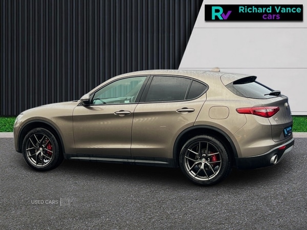 Used Alfa Romeo Stelvio 2018 for sale - 76458336: Photo 4