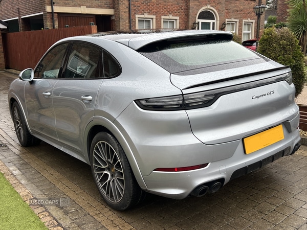 Used Porsche Cayenne 2022 for sale - 77659386: Photo 2
