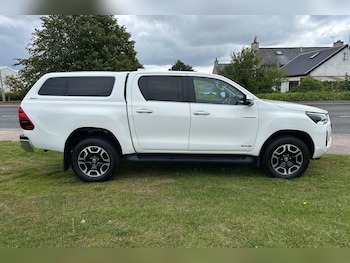 Used Toyota Hilux 2024 for sale - 75449296: Photo