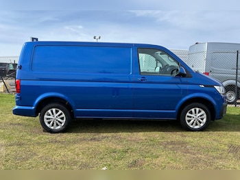 Used Volkswagen Transporter 2024 for sale - 75319201: Photo