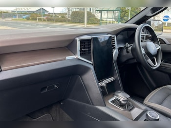 Used Volkswagen Amarok 2024 for sale - 76227294: Photo 2