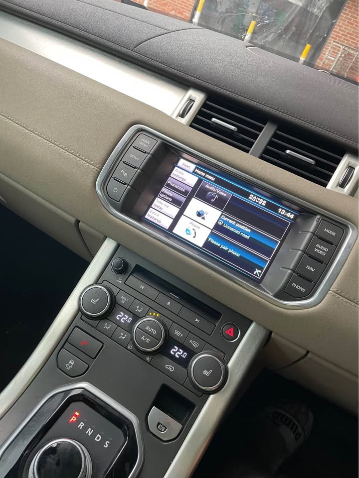 Used Land Rover Range Rover Evoque 2013 for sale - 77215943: Photo 6