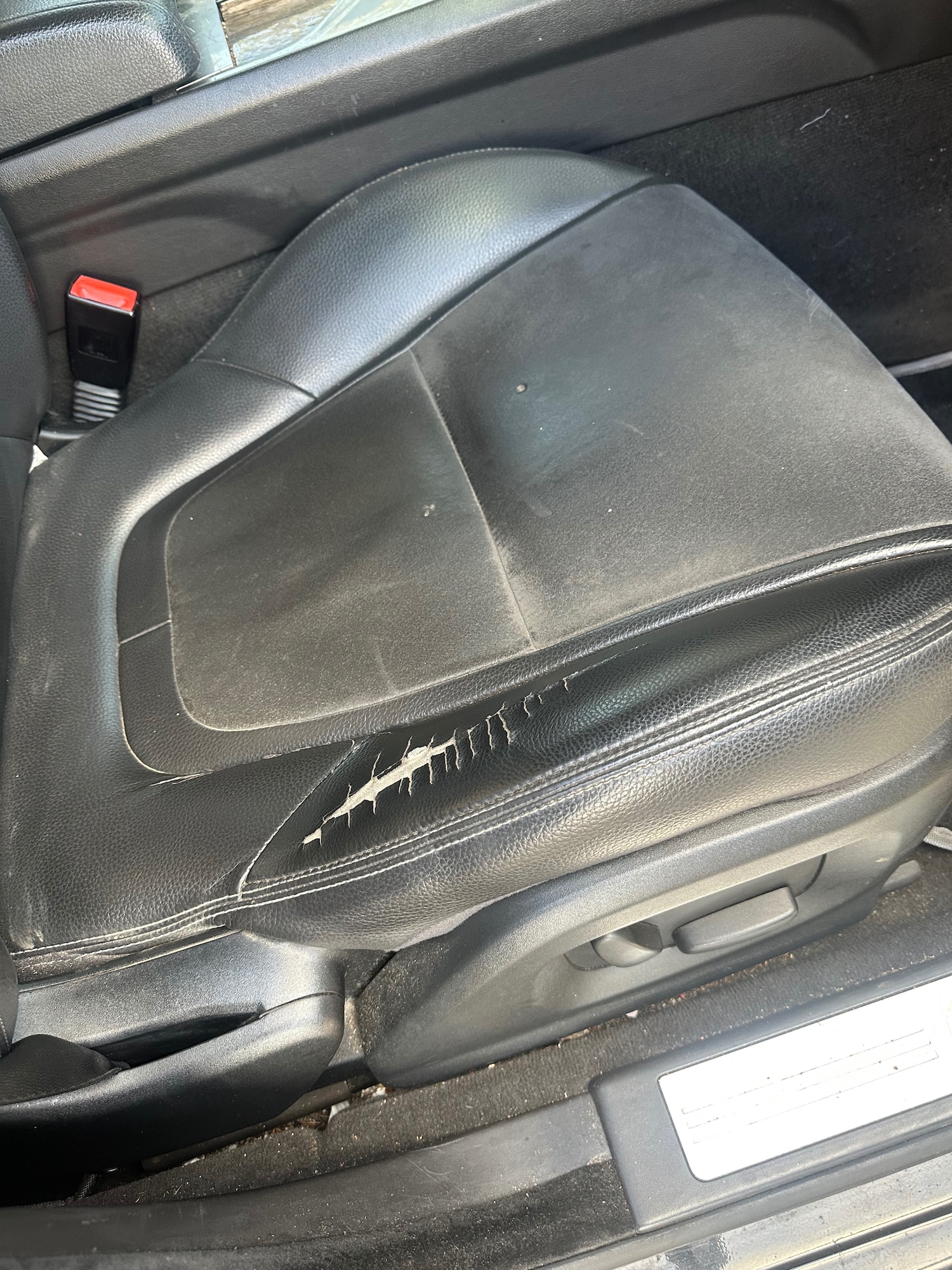 Used Jaguar XF 2014 for sale - 76694363: Photo 14