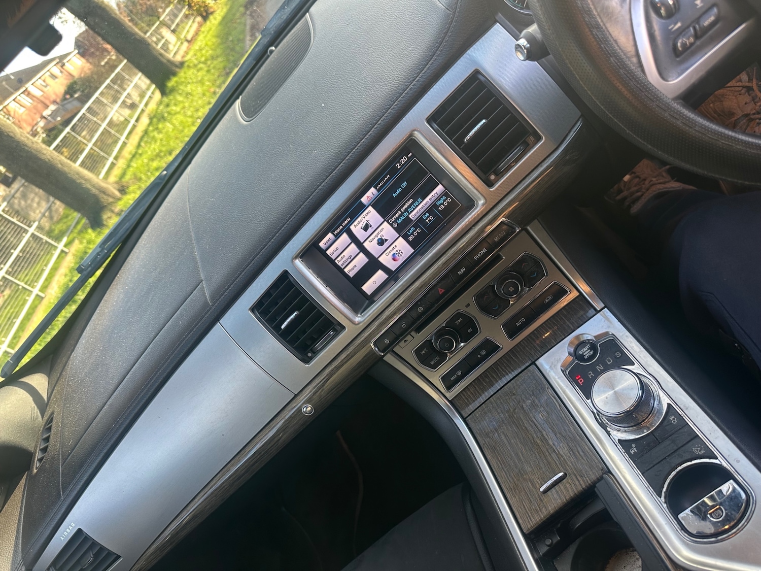 Used Jaguar XF 2014 for sale - 76694363: Photo 19