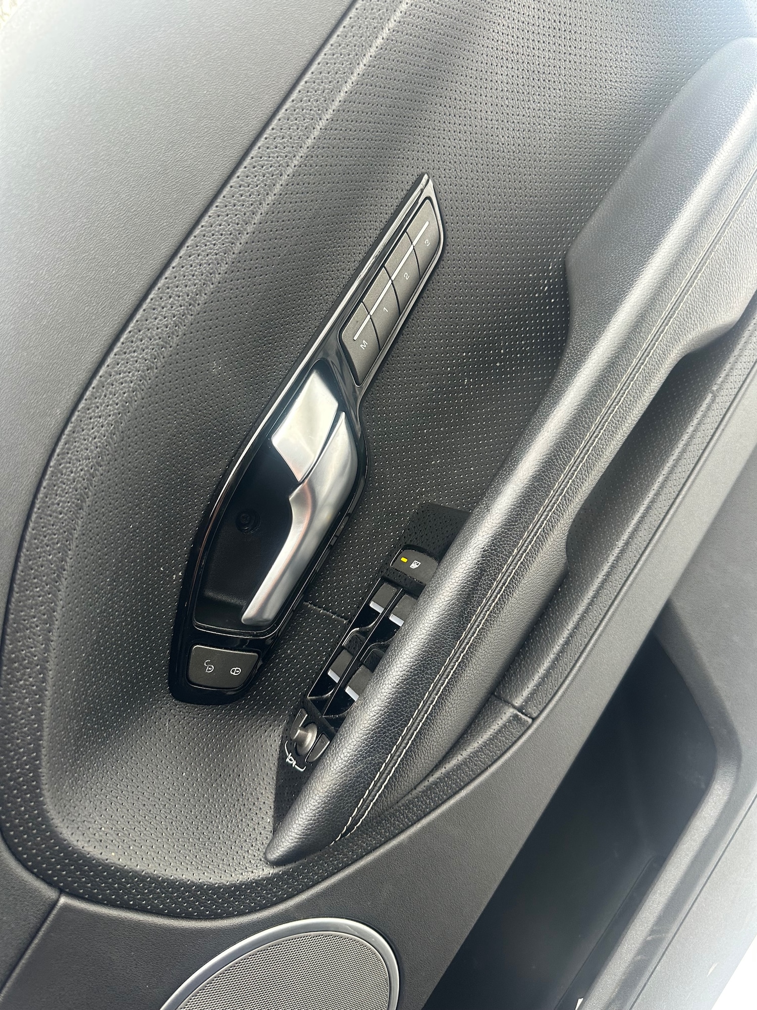 Used Land Rover Range Rover Evoque 2015 for sale - 77116591: Photo 6