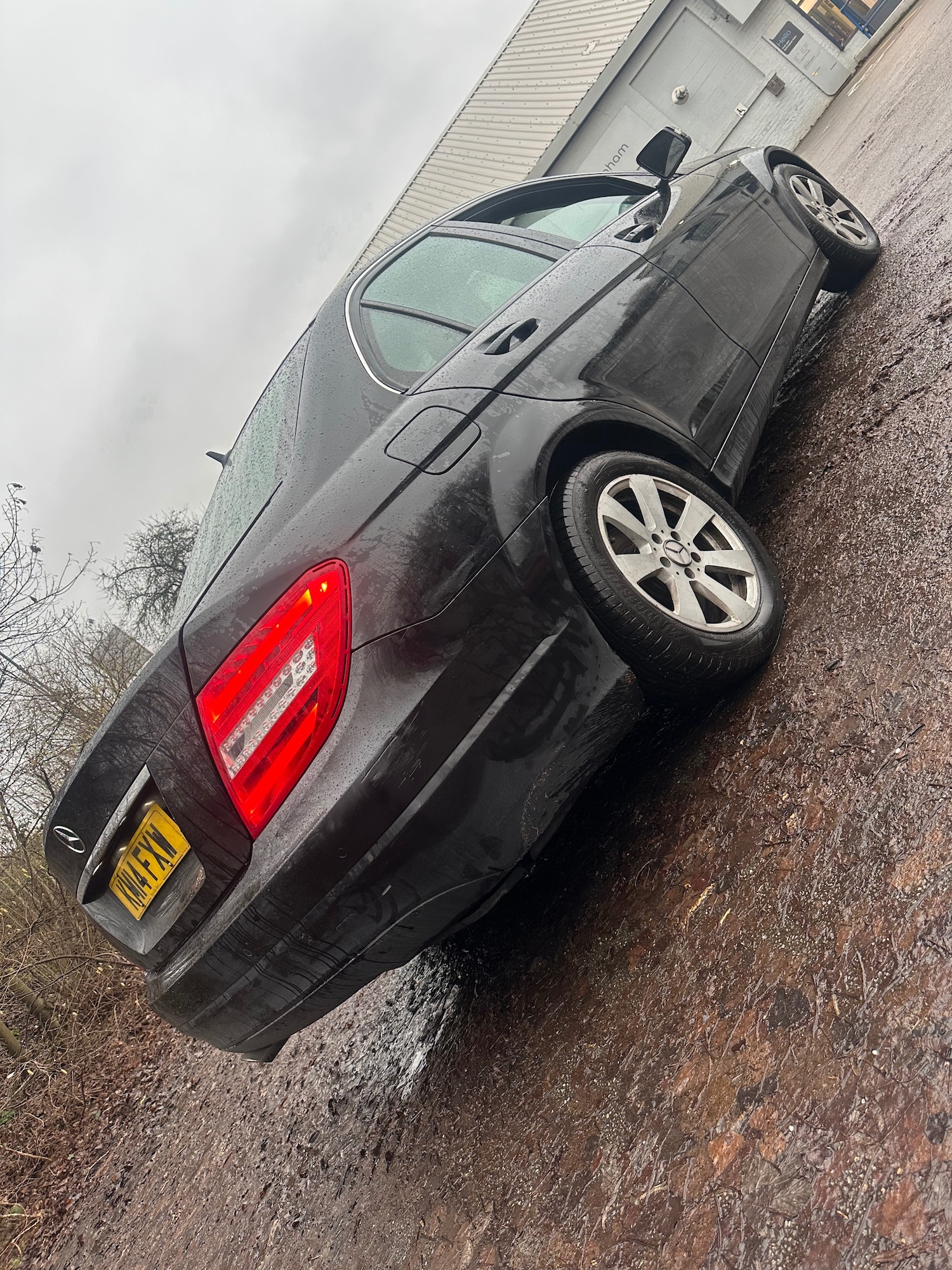 Used Mercedes-Benz C Class 2014 for sale - 77371003: Photo 3