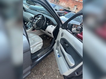 Used Land Rover Range Rover Evoque 2012 for sale - 76896724: Photo