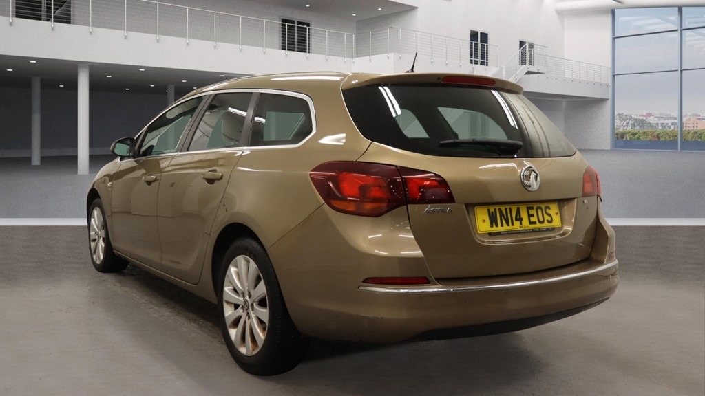 Used Vauxhall Astra 2014 for sale - 77319913: Photo 3