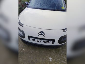 Used Citroen C4 Cactus 2017 for sale - 79691474: Photo