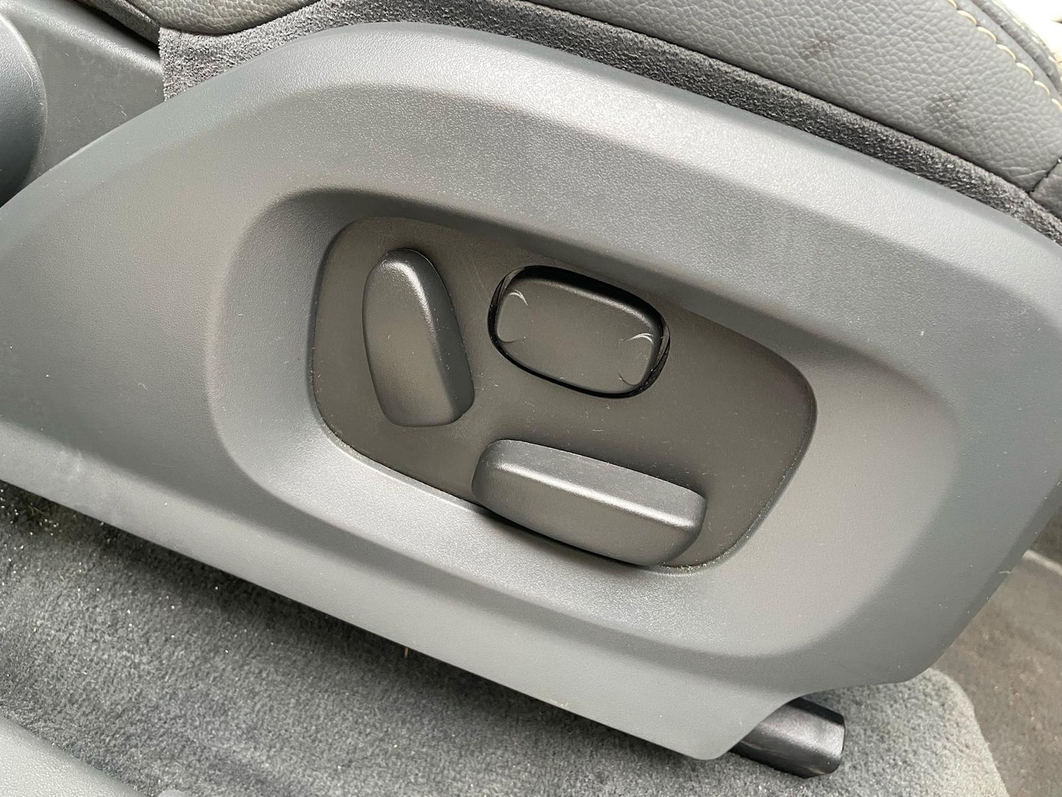 Used Land Rover Range Rover Evoque 2015 for sale - 77014932: Photo 13