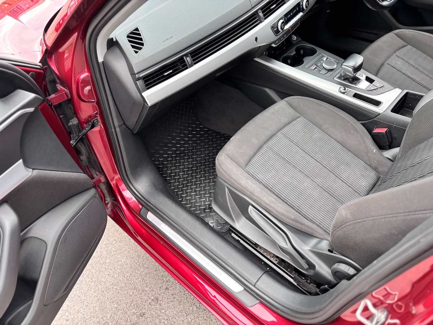 Used Audi A4 2019 for sale - 77303897: Photo 23