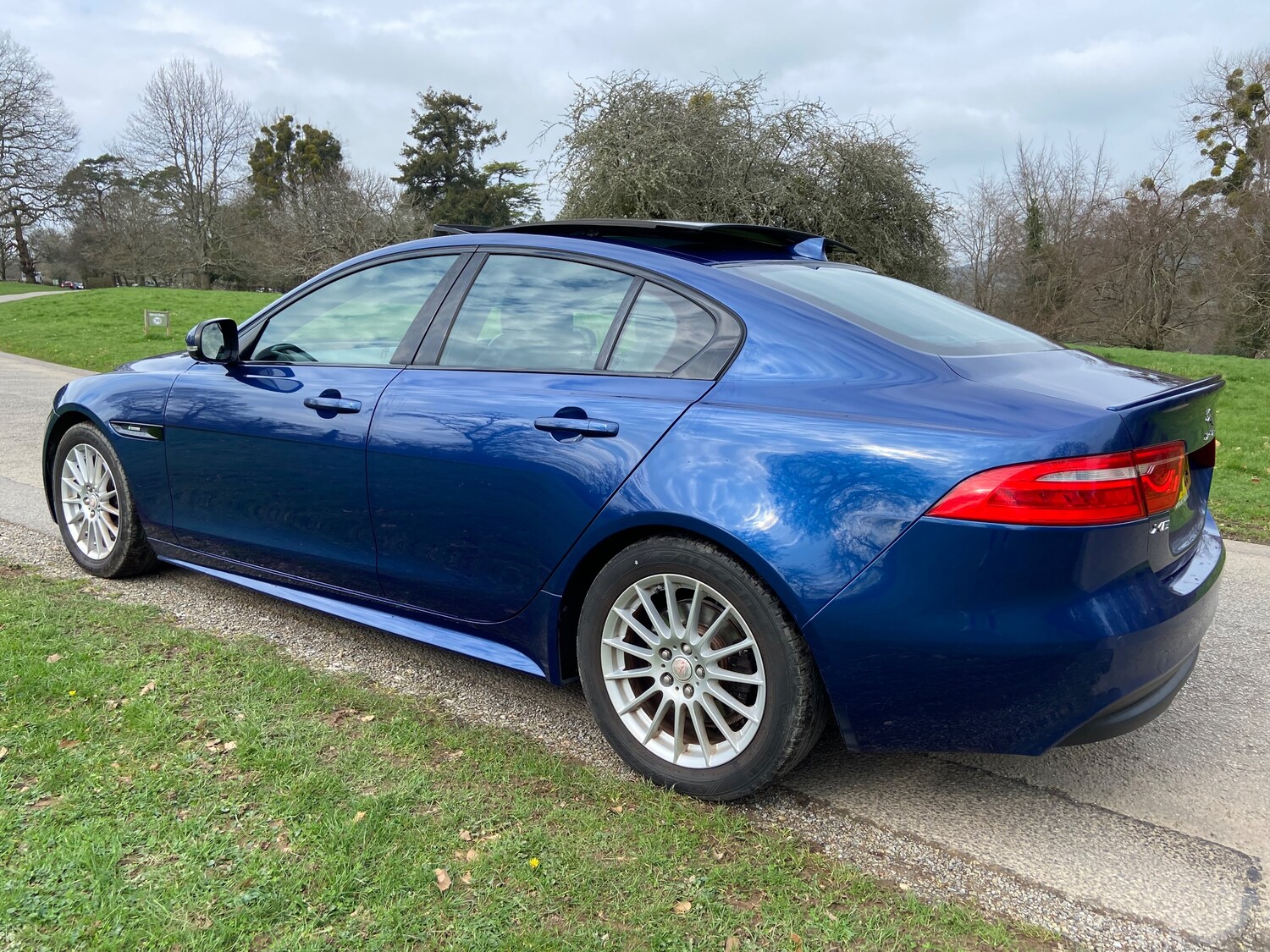 Used Jaguar XE 2015 for sale - 77764052: Photo 6