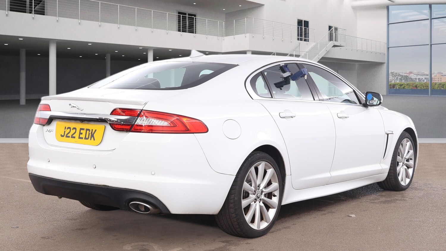 Used Jaguar XF 2013 for sale - 78069816: Photo 3