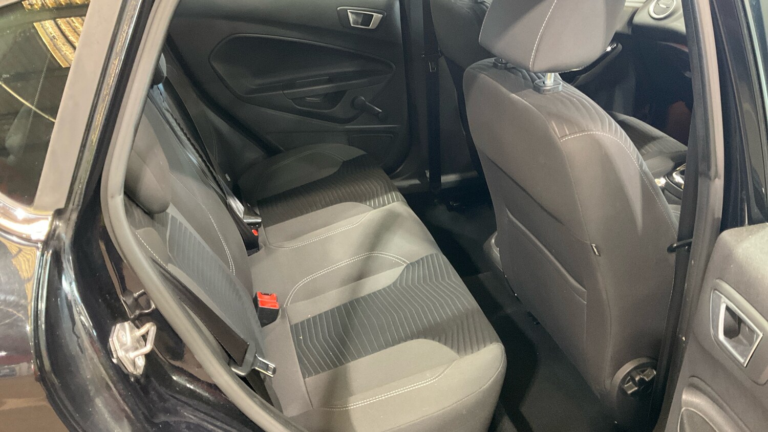 Used Ford Fiesta 2013 for sale - 78039505: Photo 6