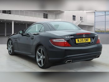 Used Mercedes-Benz SLK 2015 for sale - 77805029: Photo