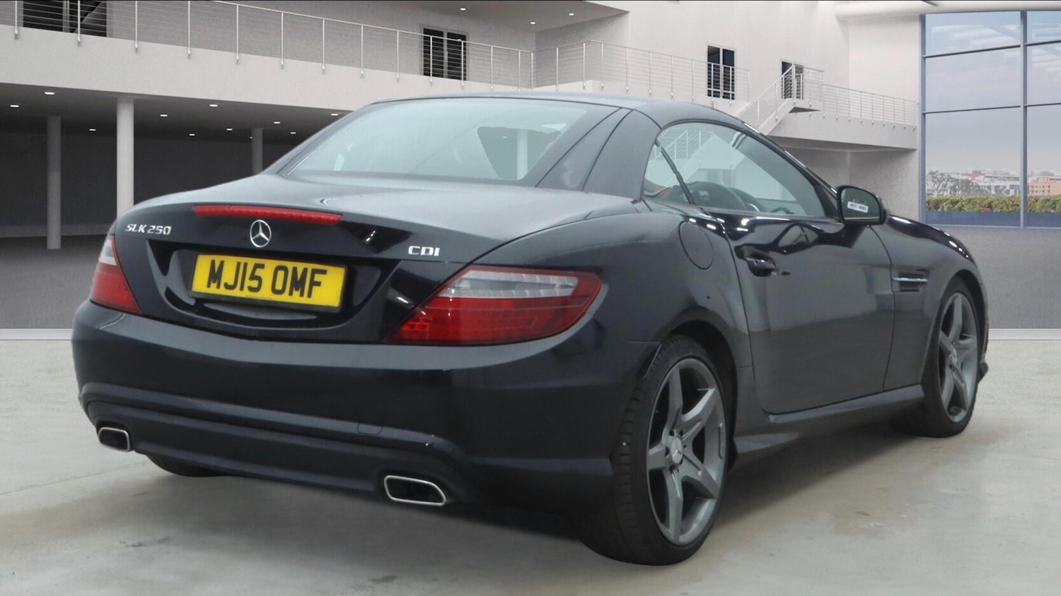 Used Mercedes-Benz SLK 2015 for sale - 77805029: Photo 5