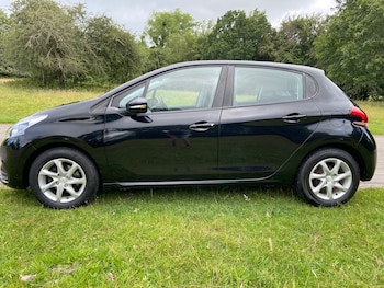 Used Peugeot 208 2016 for sale - 78888241: Photo