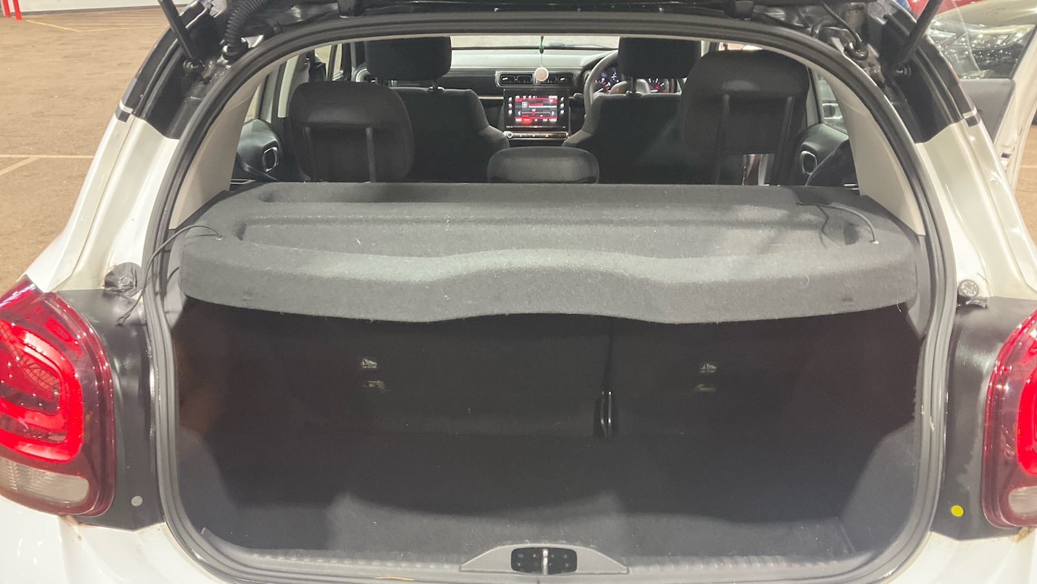 Used Citroen C3 2017 for sale - 78036900: Photo 6