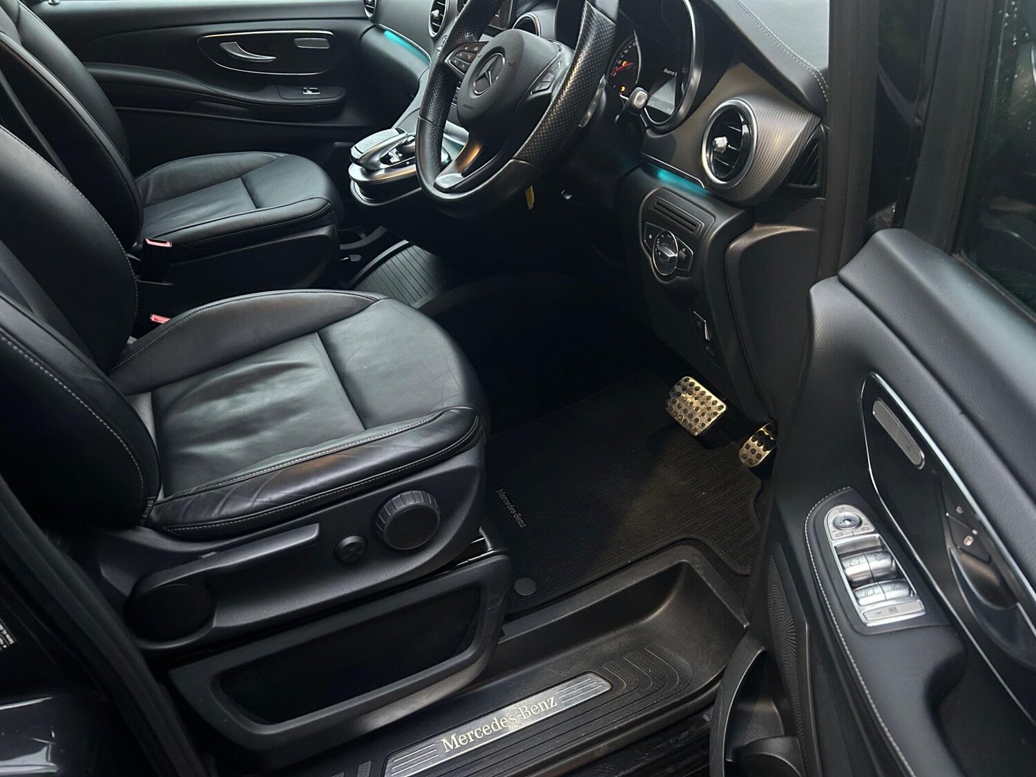 Used Mercedes-Benz V-Class for sale - 77805050: Photo 11